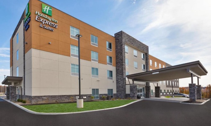 Wooster Hotel | Holiday Inn Express & Suites Wooster by IHG