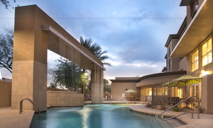 Northsight Hotel | Holiday Inn Hotel & Suites Scottsdale North - Airpark by IHG