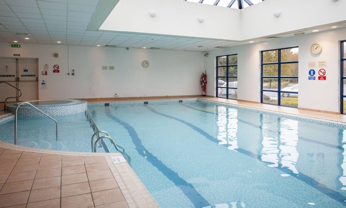 Elmbridge Hotel | Holiday Inn London - Shepperton by IHG