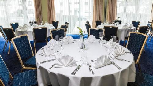 Obersendling Hotel | Holiday Inn Munich - South by IHG