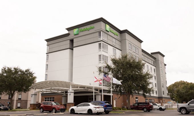 Winter Haven Hotel | Holiday Inn Winter Haven by IHG