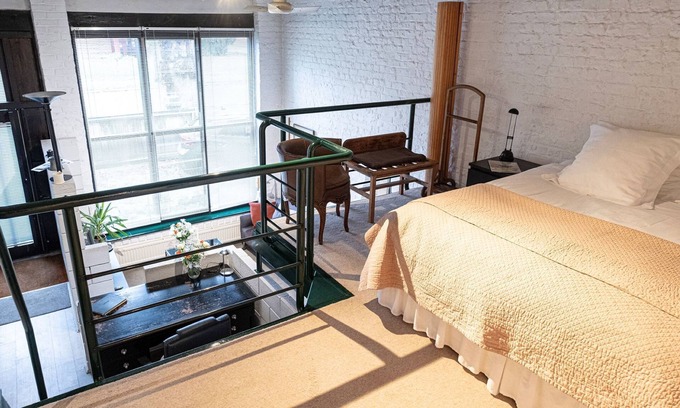 Chiswick Riverside Apartment | Holly Lodge Coach House by Interhome