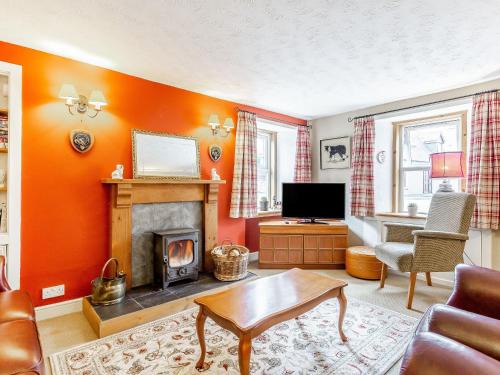 Tain House | Holly Tree Cottage