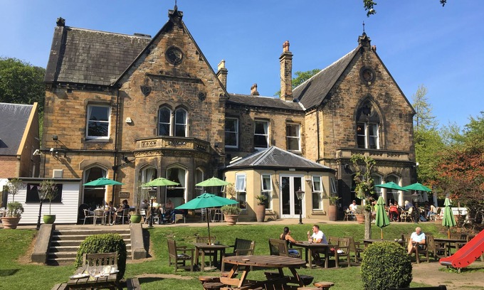 Wakefield Hotel | Holmfield Arms
