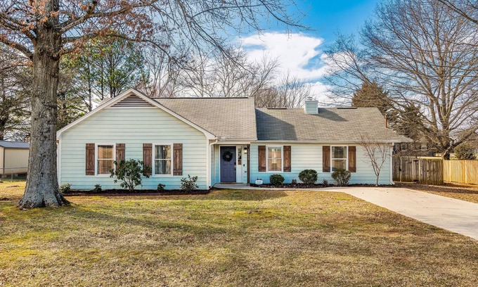 Madison House | Home Away From Home @hgtvbnb