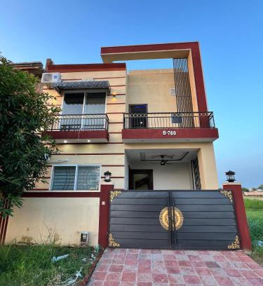 Sarai Alamgir Villa | Home In New Metro City