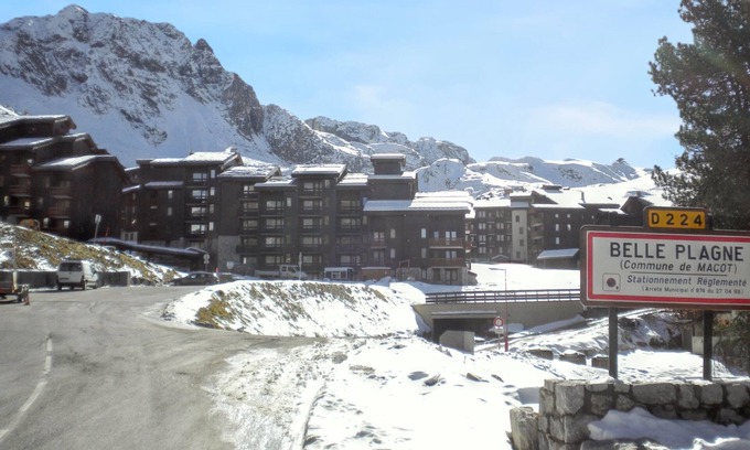 Belle Plagne Apartment | Homerez - Studio in Mâcot-la-Plagne