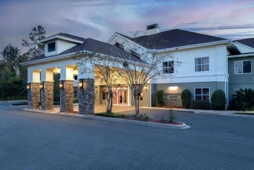 Tallahassee Hotel | Homewood Suites by Hilton Tallahassee