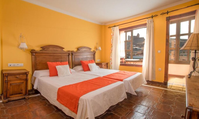 La Calahorra Hotel | Hospederia del Zenete