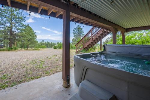 Pagosa Hills House | Hot Tub + Views | Cozy Retreat