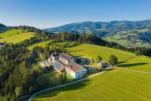 Kliening Hotel | Hotel Moselebauer