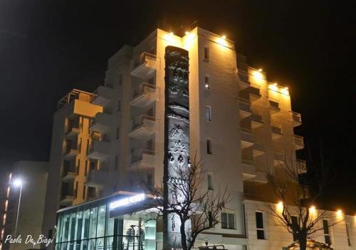 Pesaro Hotel | Hotel Alexander Museum Palace