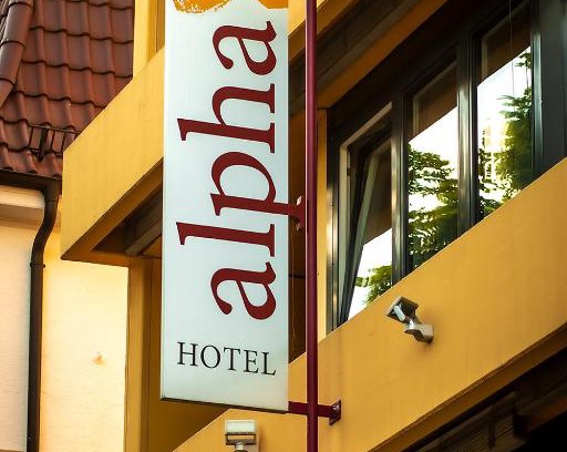 Feuerbach-Mitte Hotel | Hotel Alpha