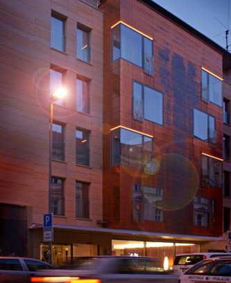 Old Town Hotel | Hotel Avance