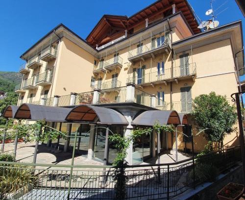 Baveno Hotel | Hotel Azalea