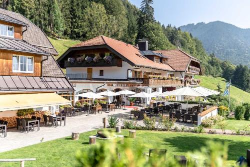 Ettal Hotel | Hotel Blaue Gams *S