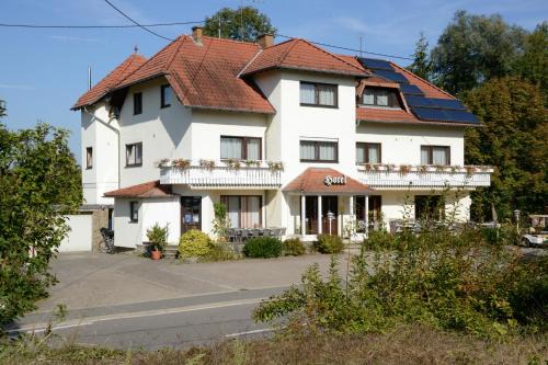 Herbitzheim Hotel | Hotel Bliesbrück