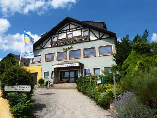 Thallichtenberg Hotel | Hotel Burgblick