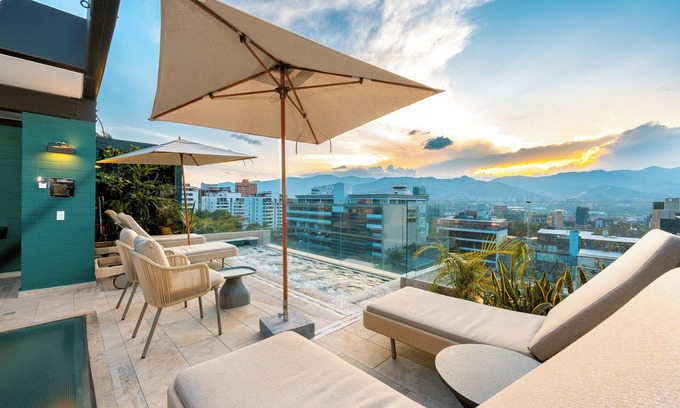 Zona Rosa Hotel | Hotel Celestino Boutique