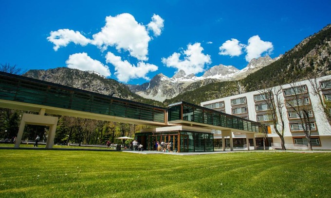 Panticosa Hotel | Hotel Continental Balneario de Panticosa