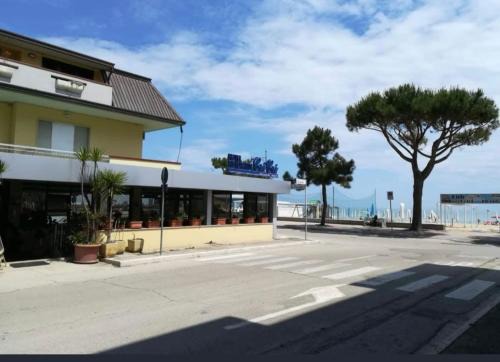 Silvi Hotel | hotel cri cri - fronte spiaggia