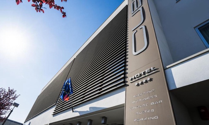 Borgo Montone Hotel | Hotel Cube