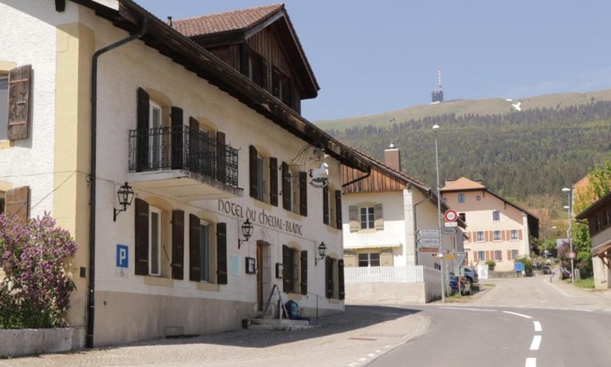 Nods Hotel | Hotel du Cheval Blanc