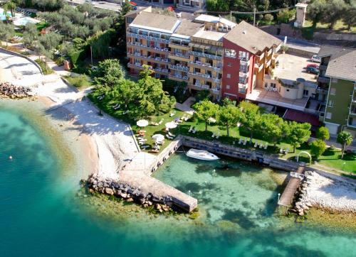 Porto Hotel | Hotel Du Lac - Relax Attitude Hotel