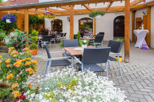 Saalfeld-Saale House | Hotel & Ferienwohnungen Bohlenblick