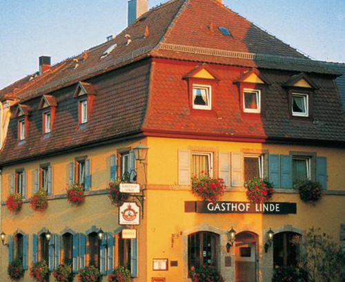 Rothenburg ob der Tauber House | Hotel Gasthof zur Linde