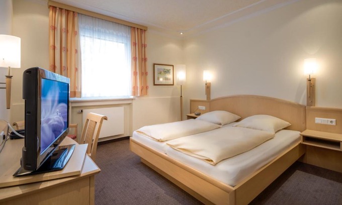 Munchen District Hotel | Hotel Gasthof zur Post