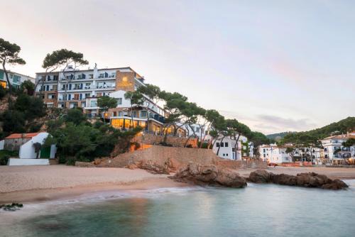 Tamariu Hotel | Hotel Hostalillo by Escampa Hotels