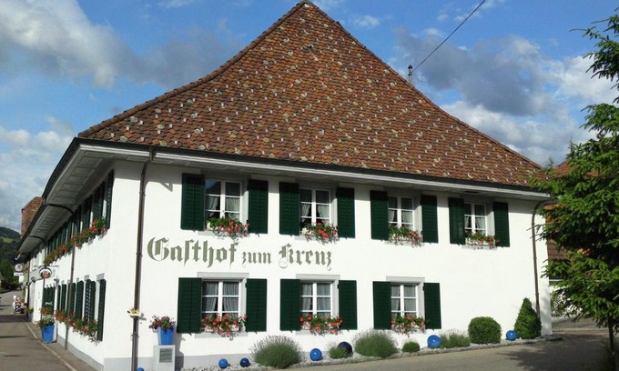 Holderbank Hotel | Hotel Kreuz