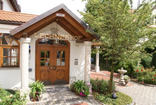 Munchen District Hotel | Hotel Lechnerhof Unterföhring