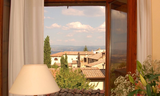 San Gimignano City Centre Hotel | Hotel Leon Bianco
