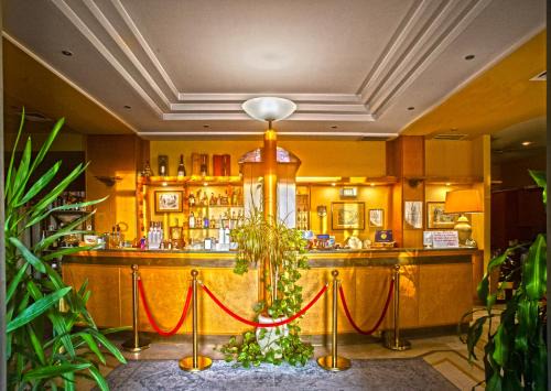 Celano Hotel | Hotel Lory & Ristorante Ferraro