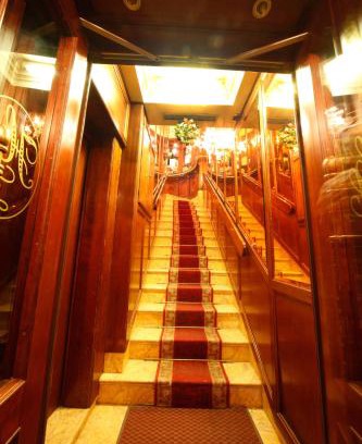 San Marco Hotel | Hotel Lux