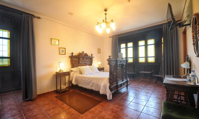 Queo de Abaixo Hotel | Hotel Mar de Queo
