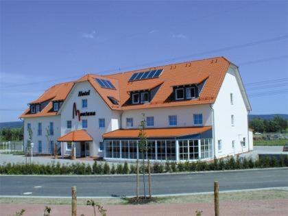 Lauenau Hotel | Hotel Montana Lauenau