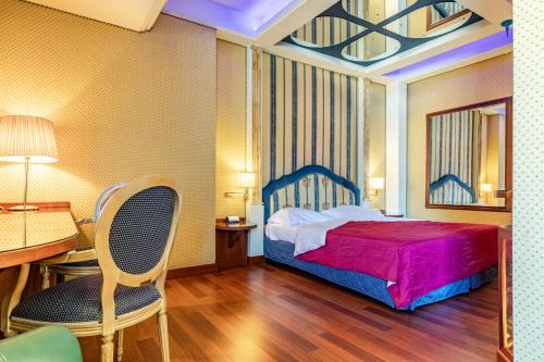 Piotello Hotel | Hotel Motel Miami