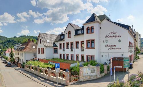 Bad Muenster am Stein-Ebernburg Hotel | Hotel Naheschlößchen