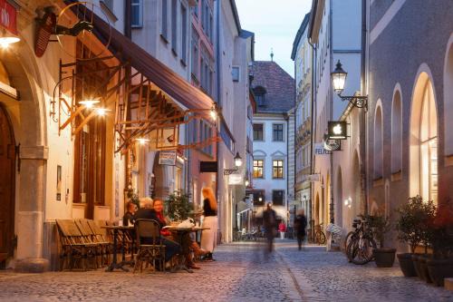 City Centre Regensburg Hotel | Hotel Orphée - Großes Haus