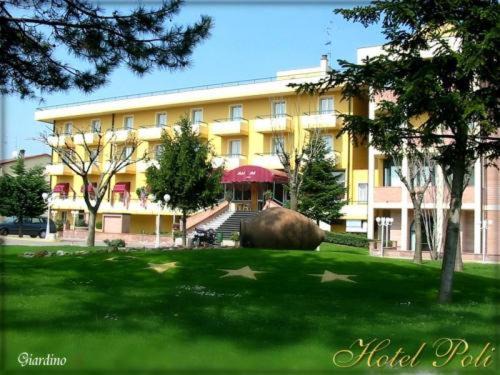 Castelnovo di Sotto Hotel | Hotel Poli