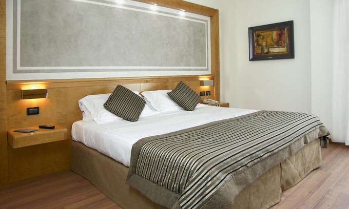 Correggio Hotel | Hotel President