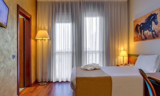 Certosa Hotel | Hotel Raffaello