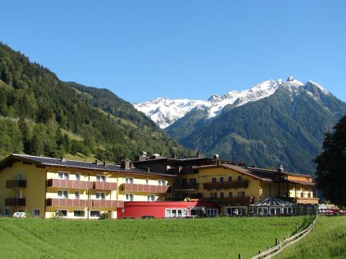 Fusch an der Grossglocknerstrasse Hotel | Hotel-Restaurant Lampenhäusl