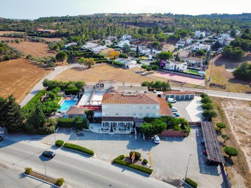 Llers Hotel | Hotel & Restaurant Figueres Parc