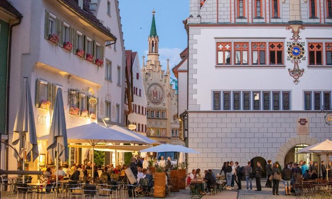 Bad Waldsee Hotel | Hotel Restaurant Grüner Baum und Altes Tor