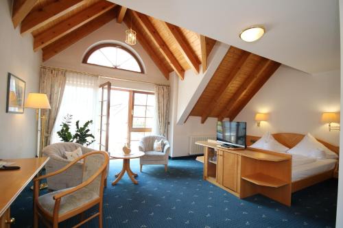 Berghaupten Hotel | Hotel-Restaurant Hirsch