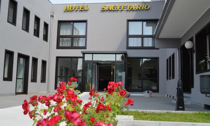 Bagnolo Hotel | Hotel Sagittario